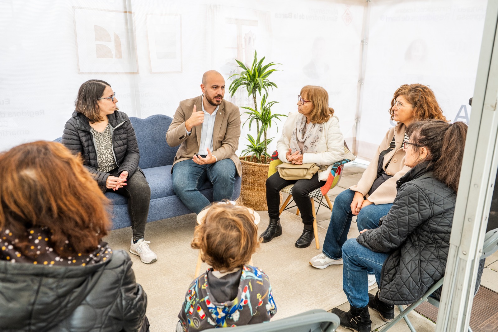 Imatge de la notícia: Torna l’Oficina de l’Alcalde del 4 al 20 de maig amb visites a tots els barris